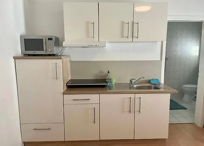 Easystay#2 Cozy In Kliniknaehe, Mit Netflix,kueche & Bad * באד אויינהאוזן